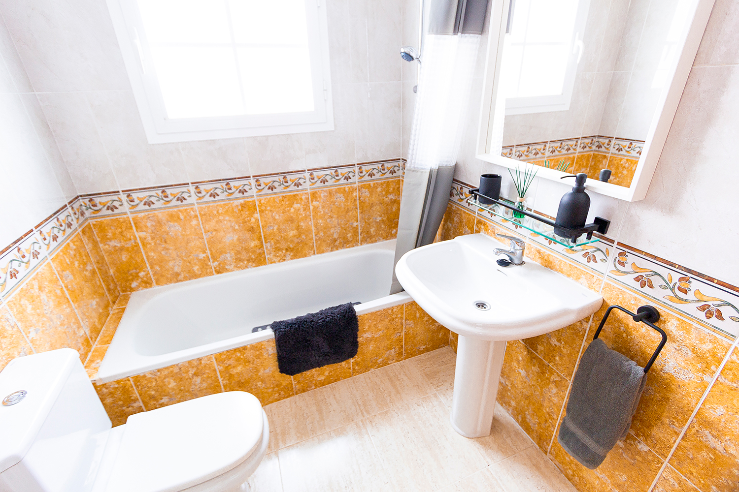 bathroom1-1500px